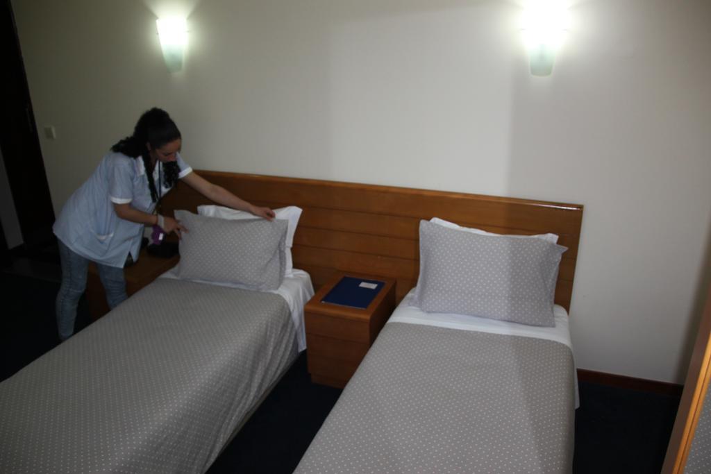 Hotel Quasar Pedroucos  Buitenkant foto