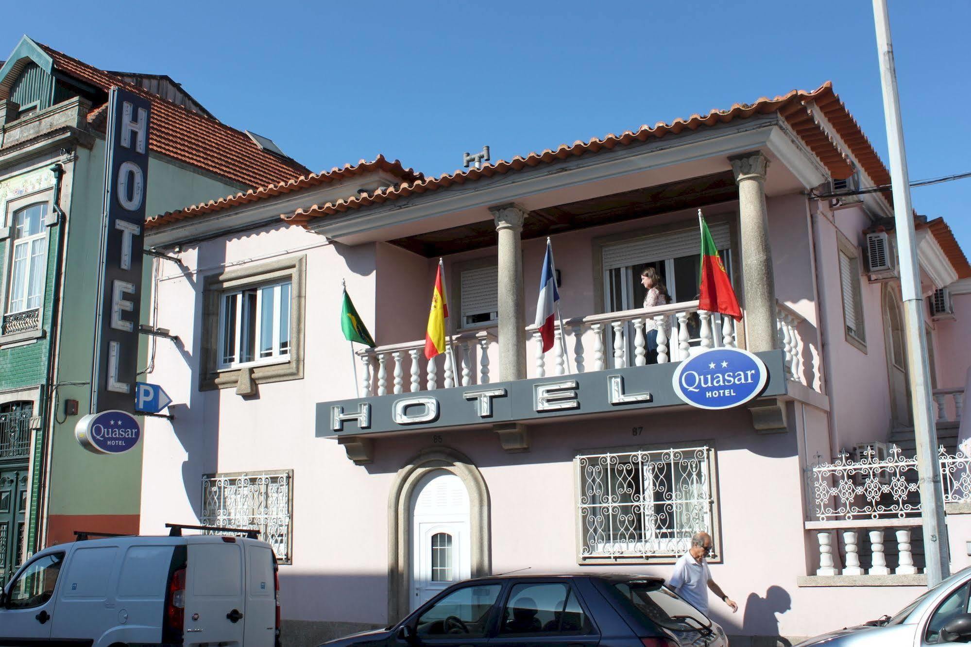 Hotel Quasar Pedroucos  Buitenkant foto