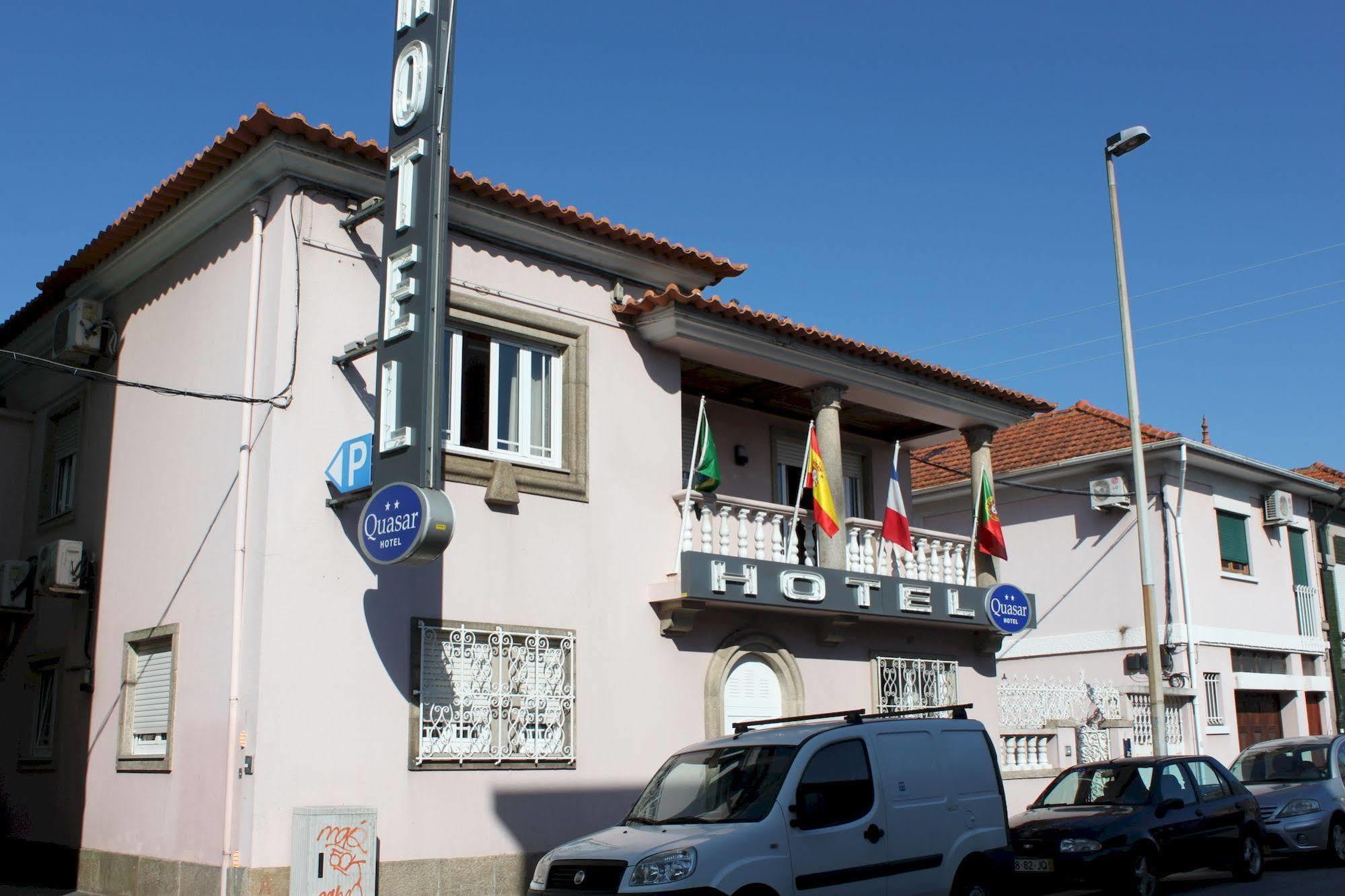Hotel Quasar Pedroucos  Buitenkant foto
