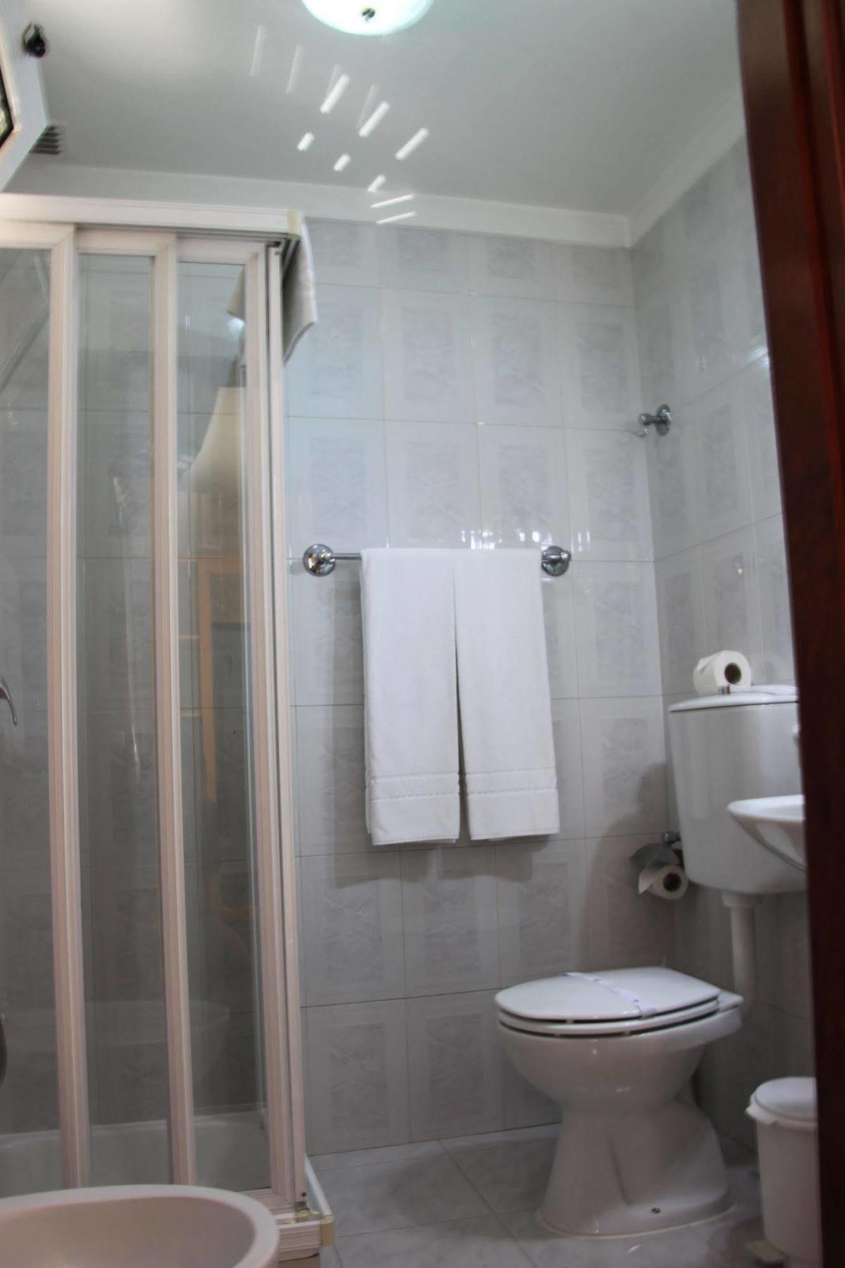 Hotel Quasar Pedroucos  Buitenkant foto