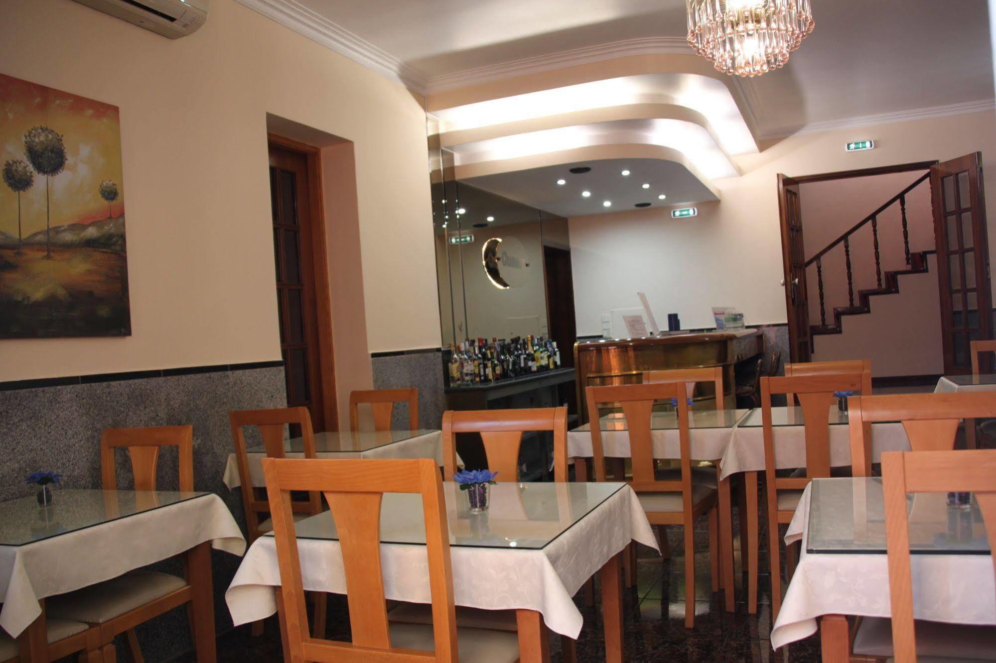 Hotel Quasar Pedroucos  Buitenkant foto